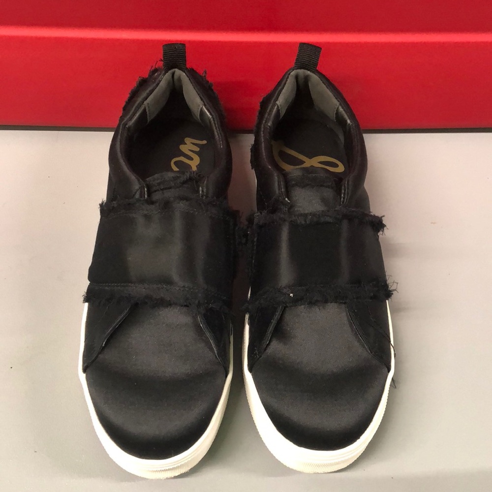 Size 7 black Sam Eldelman sneakers